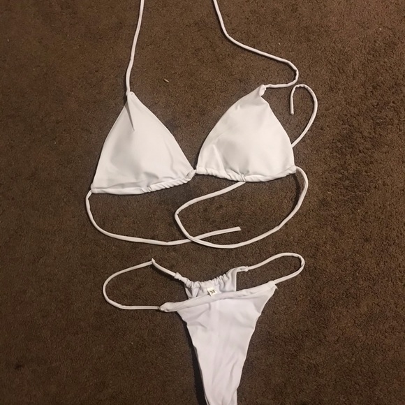 2 Piece Bikini 👙 - Picture 2 of 6